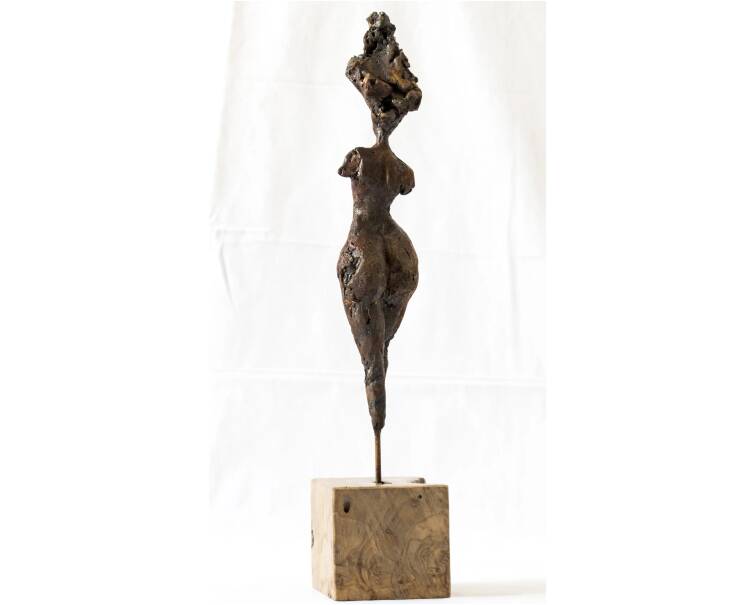 Gar Anat iron expressive Spanish sculpture by artist Pablo Lara