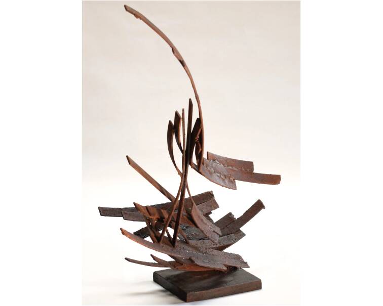 jabegote iron abstract sculpture by artist pablo lara