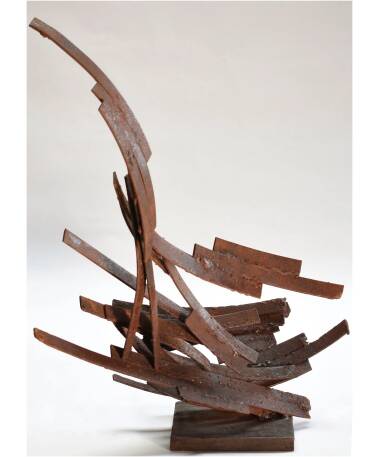 jabegote iron abstract sculpture by artist pablo lara