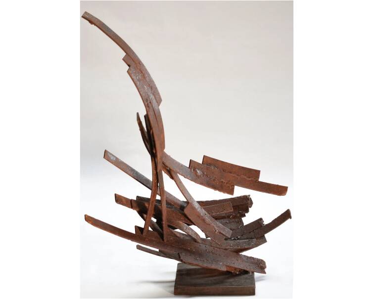 jabegote iron abstract sculpture by artist pablo lara