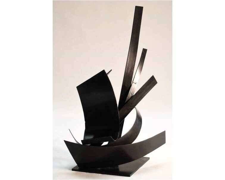 solea iron abstract sculpture by artist pablo lara