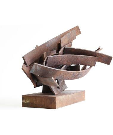 melisma iron abstract sculpture by artist pablo lara