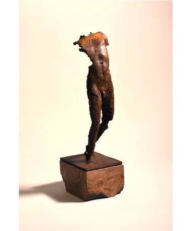 melkart iron sculpture by Spanish artist Pablo Lara