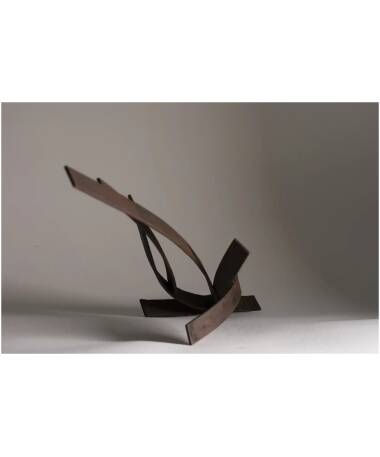 liviana iron abstract sculpture by artist pablo lara