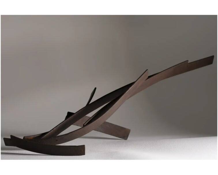 liviana iron abstract sculpture by artist pablo lara