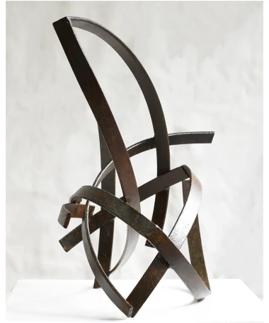 perla iron abstract sculpture by artist pablo lara