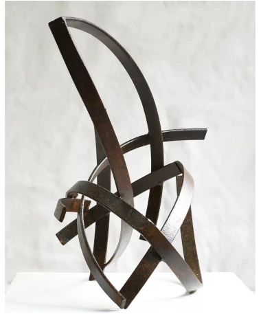 perla iron abstract sculpture by artist pablo lara