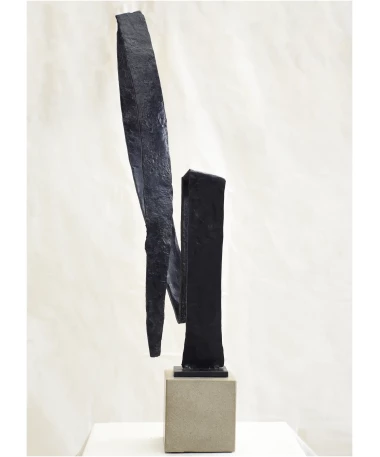 lavangelio iron abstract sculpture by artist pablo lara