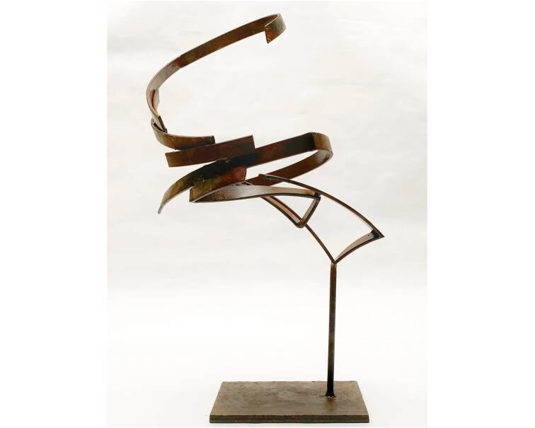 mudra iron abstract sculpture by artist pablo lara