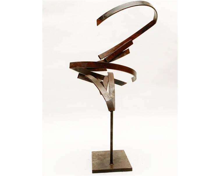 mudra iron abstract sculpture by artist pablo lara