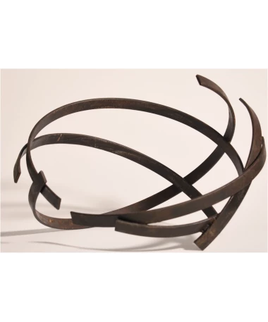 oculto iron abstract sculpture by artist pablo lara