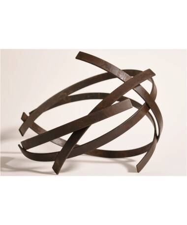 oculto iron abstract sculpture by artist pablo lara