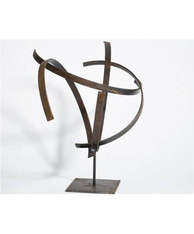 wu wai iron abstract sculpture by artist pablo lara