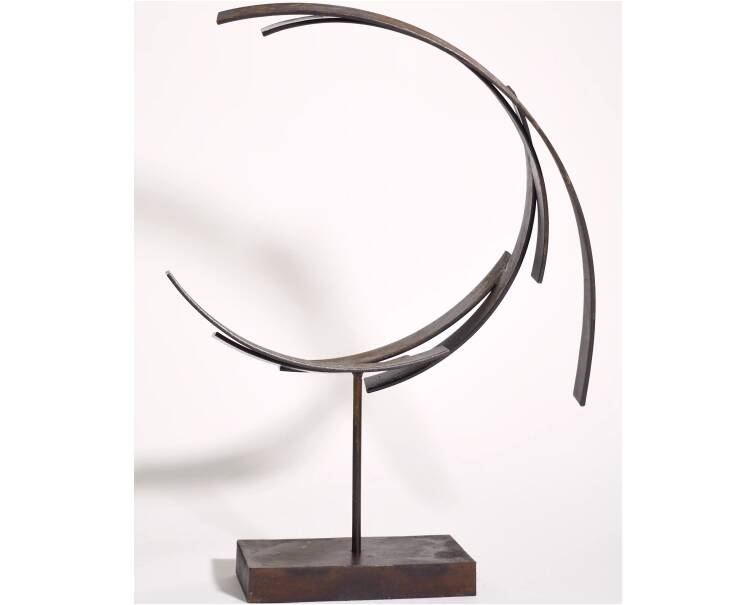 raqib iron abstract sculpture by artist pablo lara