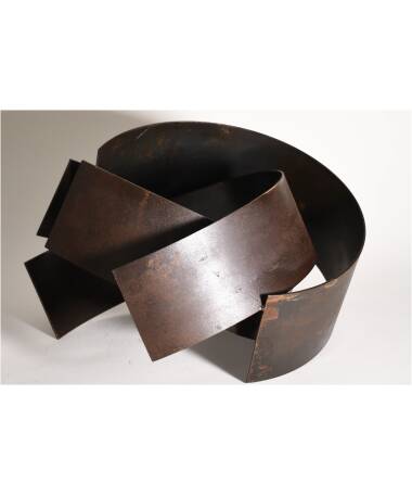 morada iron abstract sculpture by artist pablo lara