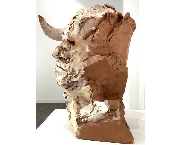 minotaur sculpture by pablo lara