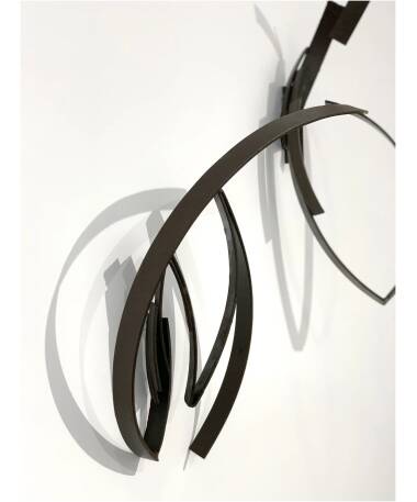 mudra sculpture by artist pablo lara