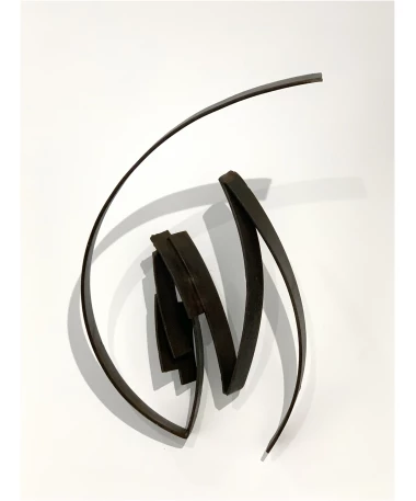 mudra sculpture by artist pablo lara