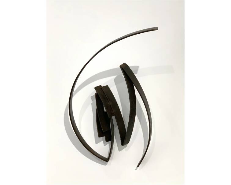mudra sculpture by artist pablo lara