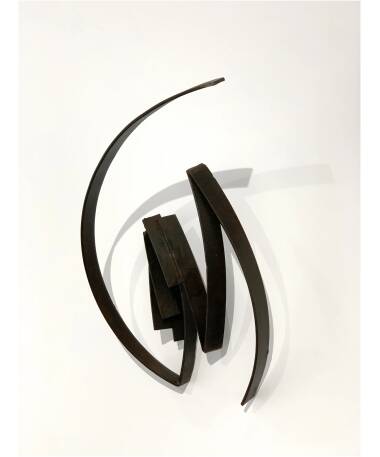 mudra sculpture by artist pablo lara