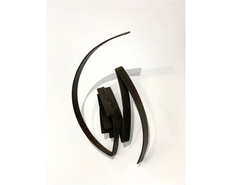 mudra sculpture by artist pablo lara