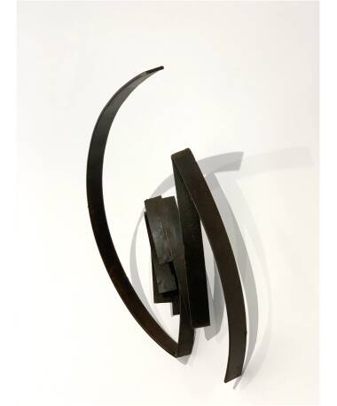 mudra sculpture by artist pablo lara